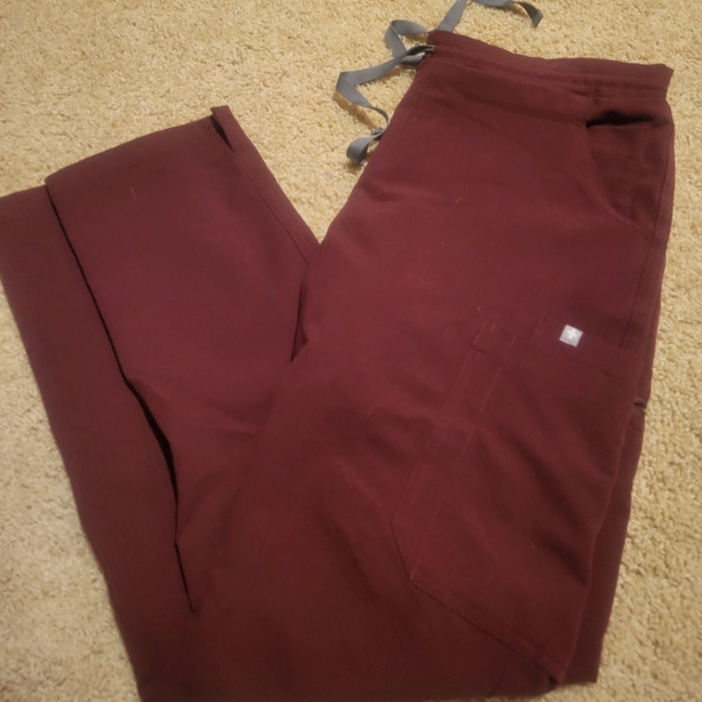 Figs scrub pants, Small/petite, burgundy